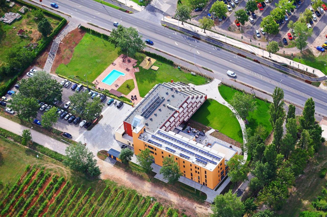 Hotel Margareta Balatonfured Luaran gambar
