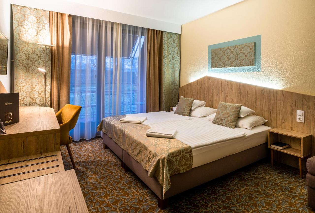 Hotel Margareta Balatonfured Luaran gambar