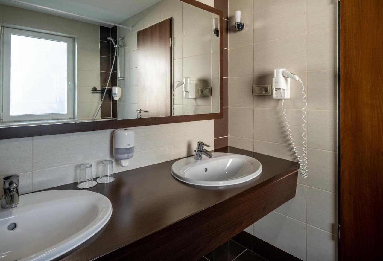Hotel Margareta Balatonfured Luaran gambar