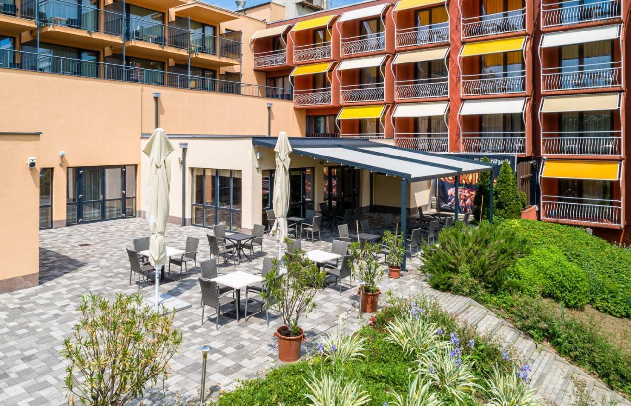 Hotel Margareta Balatonfured Luaran gambar