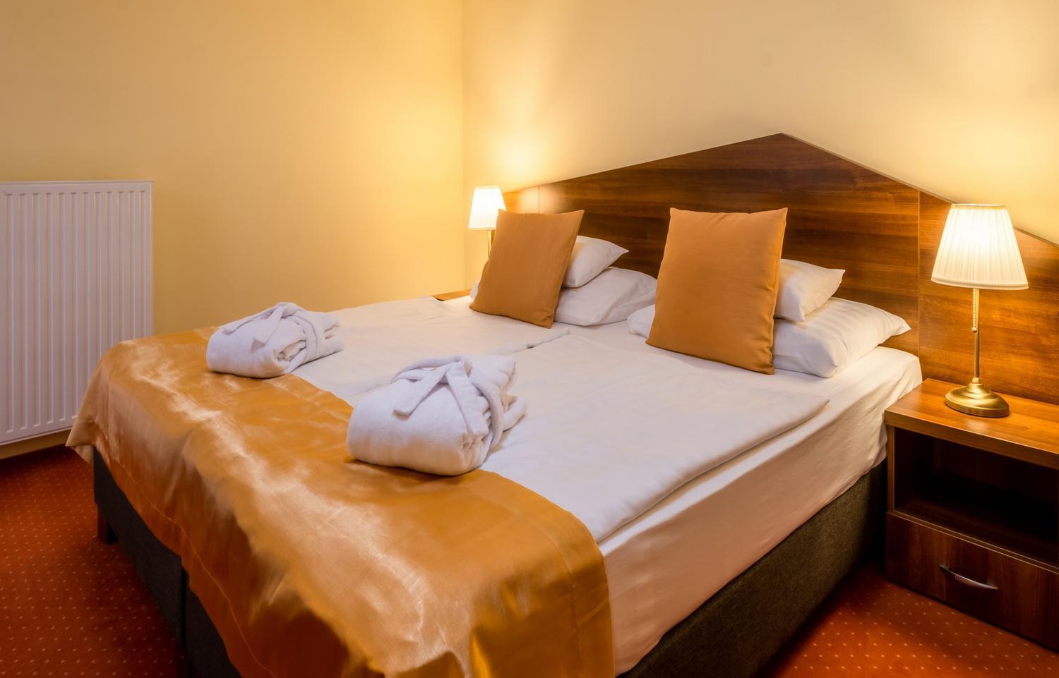 Hotel Margareta Balatonfured Luaran gambar